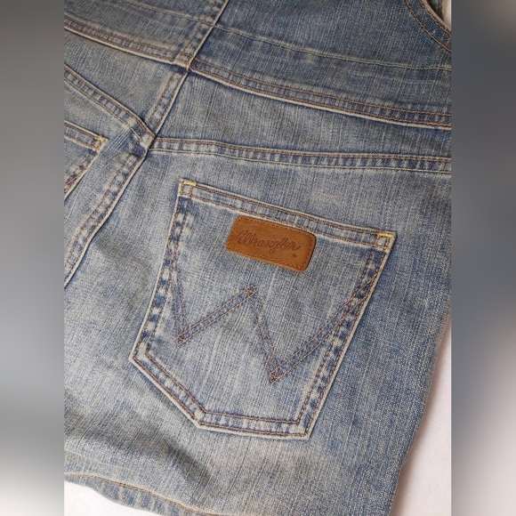 Wrangler overall shorts - Picture 5 of 6